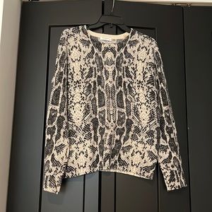 100% cashmere equipment sweater